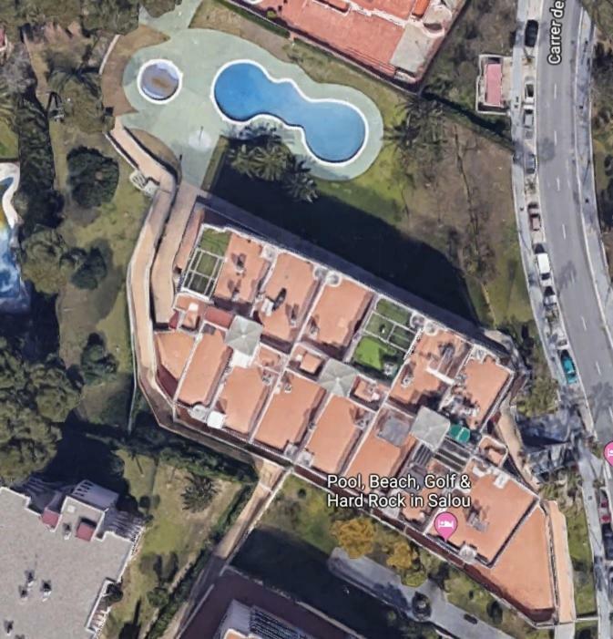 Pool, Beach, Golf & Hard Rock In サロウ エクステリア 写真